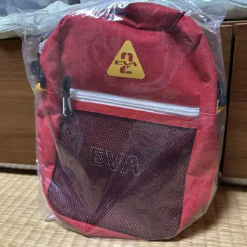 [새상품] EVA 메쉬 포켓 부착 빨간색 숄더백
