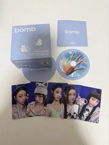 ILLIT bomb Merch ver