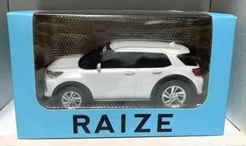 도요타 RAIZE 라이즈 풀백카 화이트