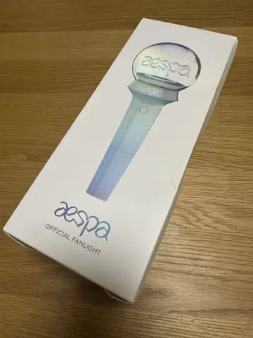aespa 공식 응원봉 (지젤 트레이딩 카드 포함)