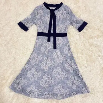 tocco closet 보타이 리본 배색 플라워 레이스 원피스 스카이블루