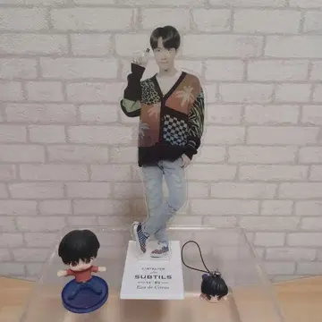 BTS 아크릴 스탠드 L'Atelier de Subtils 덤 포함