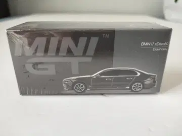 MINI GT BMW i7 xDrive60 다크 그레이