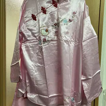 Hello Kitty 핑크 룸웨어