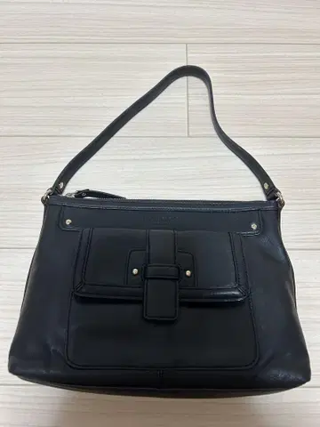 kate spade 블랙 가죽 핸드백 새상품급
