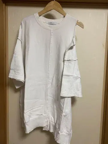 지나시스 맨투맨