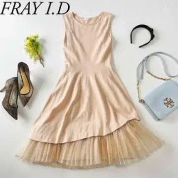 새상품급 [ FRAY I.D ] 아시메트리 플레어 원피스