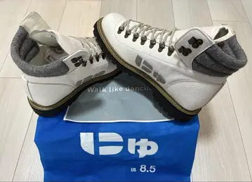 SANGACIO Nyu Mountain Urban White 스니커즈