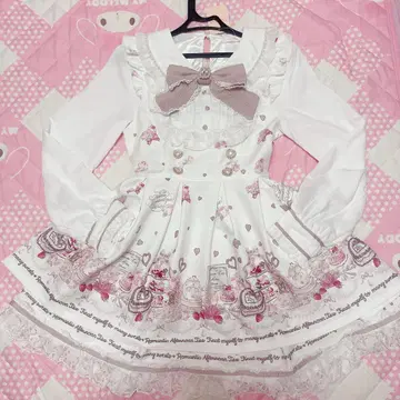 새상품 리즈리사 Many Hearts Afternoontea 패턴 셋업