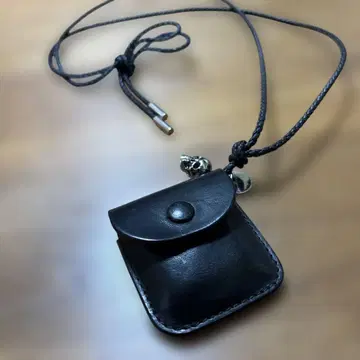 알렉산더 맥퀸 코인 케이스 초커