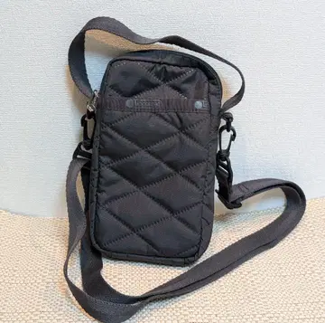 블랙 퀼팅 숄더백