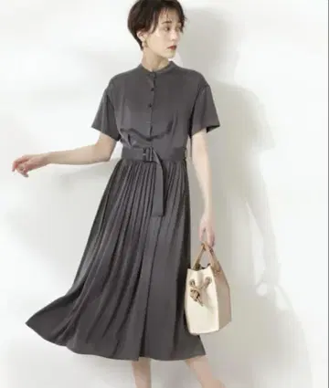 내추럴 뷰티 베이직 반팔 플리츠 셔츠 원피스 그레이 S