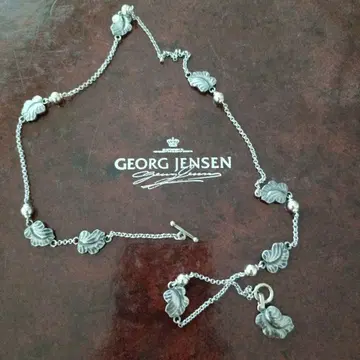 새상품급 GEORG JENSEN 실버 목걸이 양면 포도 잎