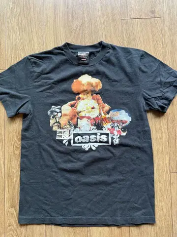oasis 그래픽 프린트 T셔츠 블랙