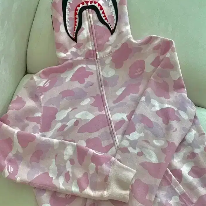 BAPE 베이프 Strawberry Milk Bape Shark Hoodie s Authentic - Main Image