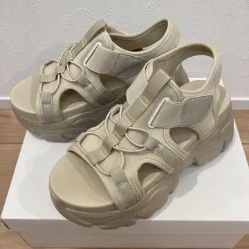 EVOL 이볼 볼륨 밑창 샌들 M 베이지 베이지
