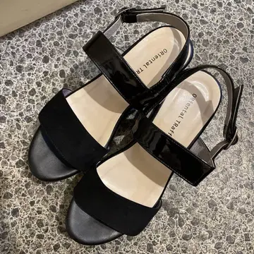 블랙 웨지 샌들 8cm 힐