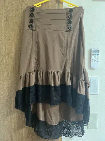 레이스 피쉬테일 스커트