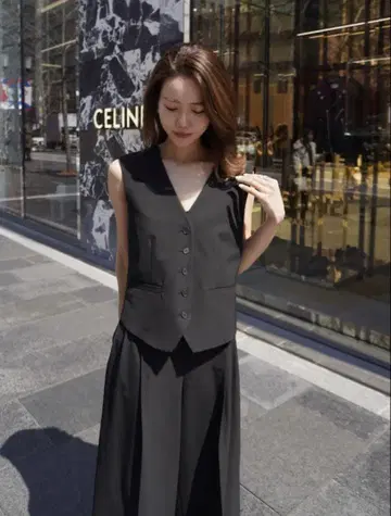 [새상품 미사용] HYEON duck gilet