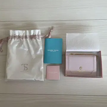 Samantha Thavasa 핑크 체인 패스 케이스, 카드 케이스