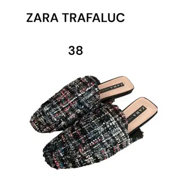 [새상품급] ZARA TRAFALUC 뮬 38 모코모코 털실