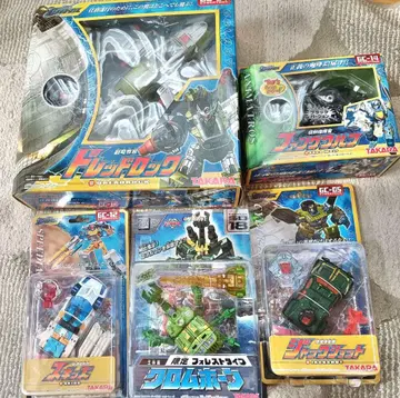 TAKARA 트랜스포머 미개봉 피규어 세트