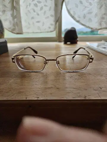 MIJ 골드 컬러 안경 프레임 일본제 티타늄 소재로 가벼움