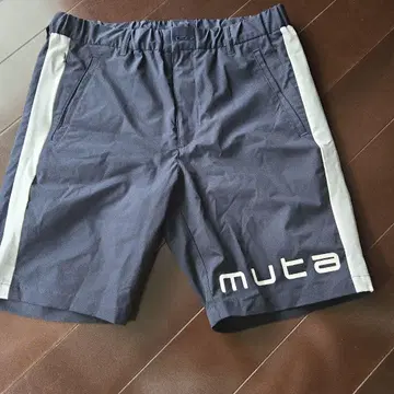 muta 네이비 숏팬츠 사이즈 4