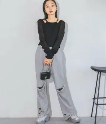 JEANASIS 지나시스 데미지 슬릿 우라케 팬츠