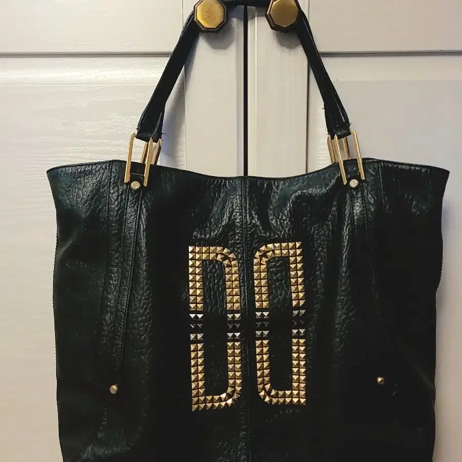 ◇DAKS◇ [LOUIS DD] Black DD logo pattern cowhide zipper coi DAKS | 닥스 Daks Black DD Logo Cowhide Leather Tote Bag on