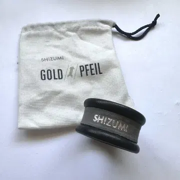 SHIZUMI x GOLDPFEIL 가죽 뱅글 블랙 케이스 포함