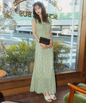 코코딜 메쉬 프린트 개더 원피스 사이즈 2