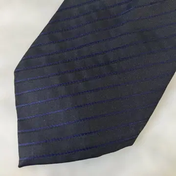 ARMANI 블랙 네이비 스트라이프 넥타이