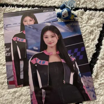 TWICE 쯔위 세트