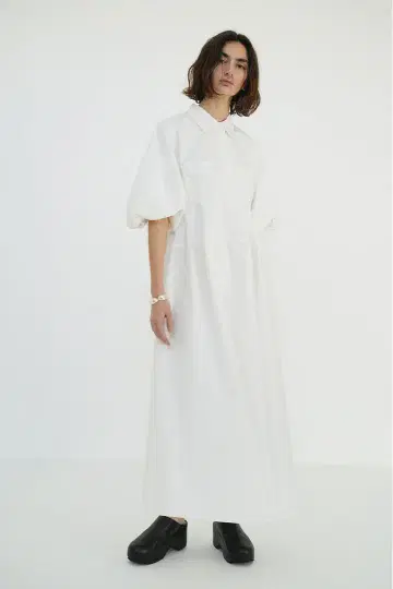 CLANE WAIST DESIGN VOLUME ONEPIECE
