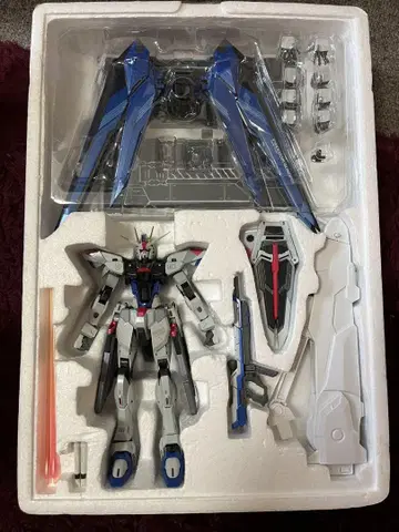 METAL BUILD (메탈 빌드) 프리덤 건담