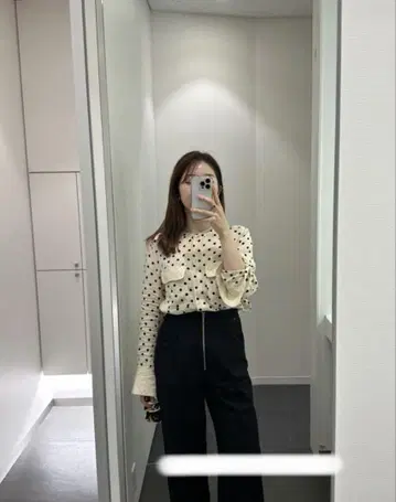 ROPE' 폴카 도트 보우 칼라 블라우스