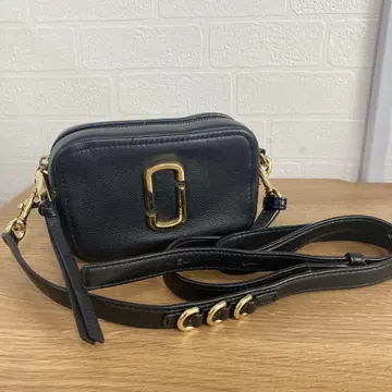MARC JACOBS 블랙 숄더백