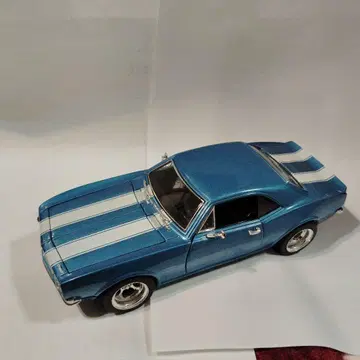쉐보레 카마로 1967 1/24 커스텀 레어 아틀라스 휠