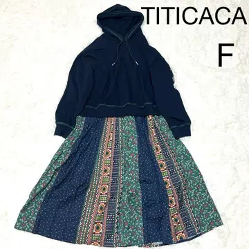 [새상품급] TITICACA 후드티 스커트 네이비 프리 사이즈 개성적