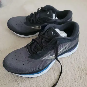 Mizuno Wave Sky 05 러닝화 26.5cm 새상품