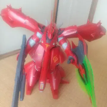 RE/100 나이팅게일 완성품