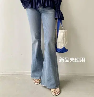 CITIZENS OF HUMANITY SUPER FLARE DENIM