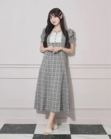 pium 요크 절개 개더 슬리브 롱 원피스 체크 블랙