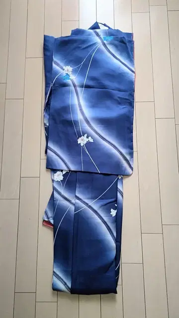 견() 코몬 블루