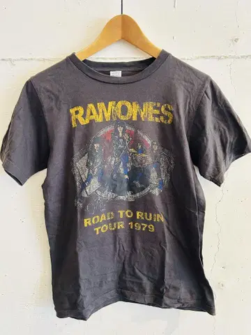 RAMONES 라모네스 티셔츠 펑크 록