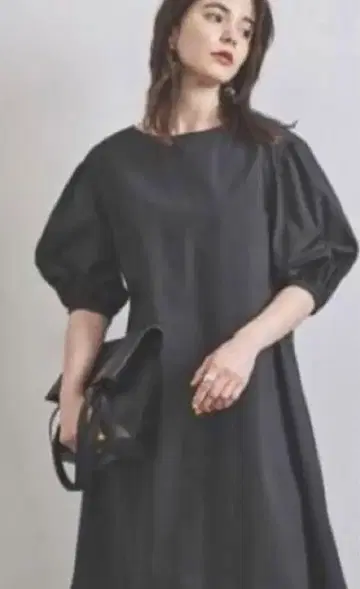 유나이티드 애로우즈 도쿄 블랙 원피스