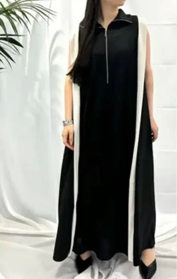 사이드 배색 라인 하프 지퍼 원피스 ROSIEE R033208