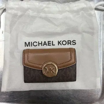 MICHAEL KORS 브라운 키케이스