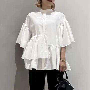 유나이티드 애로우즈 불규칙 페플럼 블라우스 38